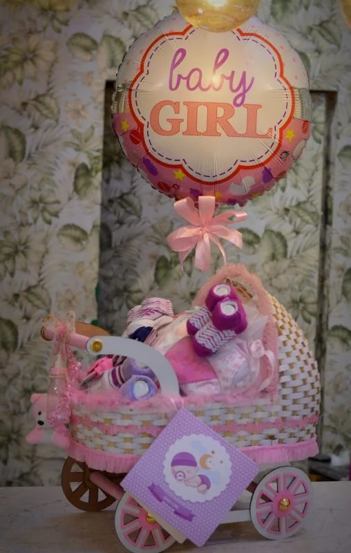 Baby arrival gifts- Birth announcement gifts - Its a boy - its a girl