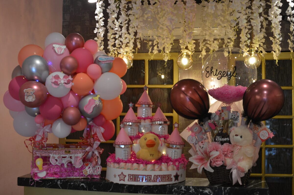 Baby arrival gifts- Birth announcement gifts - Its a boy - its a girl Baby arrival gifts- Birth announcement gifts - Its a boy - its a girl