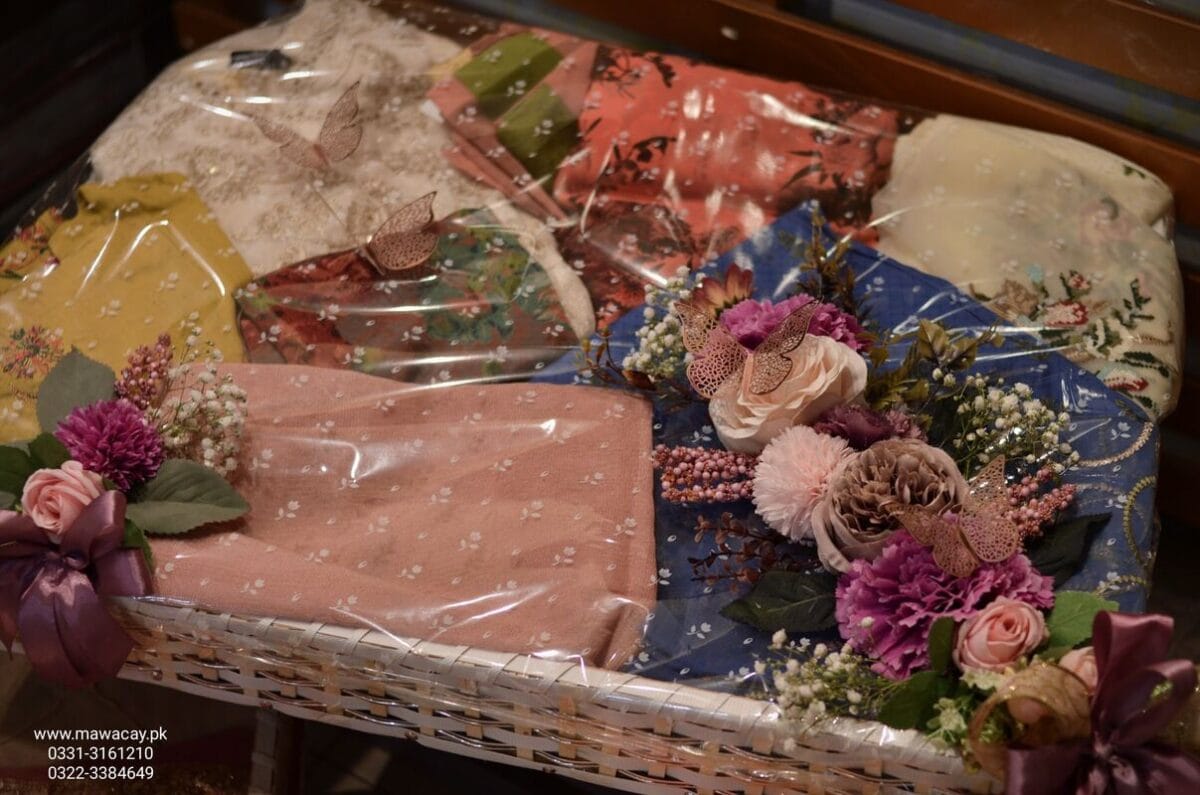 Trousseau Wrapping - Bridal Dress Wrapping - Groom Packing - Bari Packing Trousseau Wrapping - Bridal Dress Wrapping - Groom Packing - Bari Packing